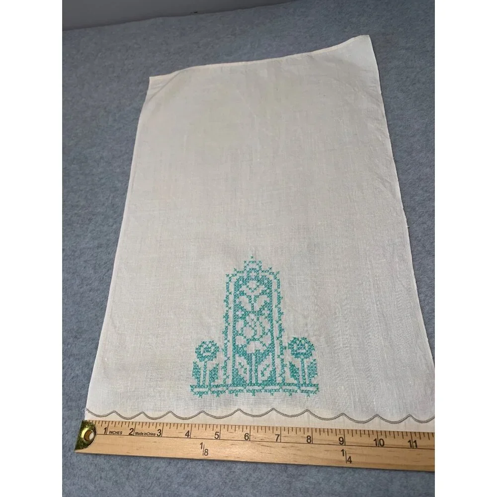 Vintage Cream Linen Finger Towel Blue Cross-Stitch Floral Design Scalloped Edge